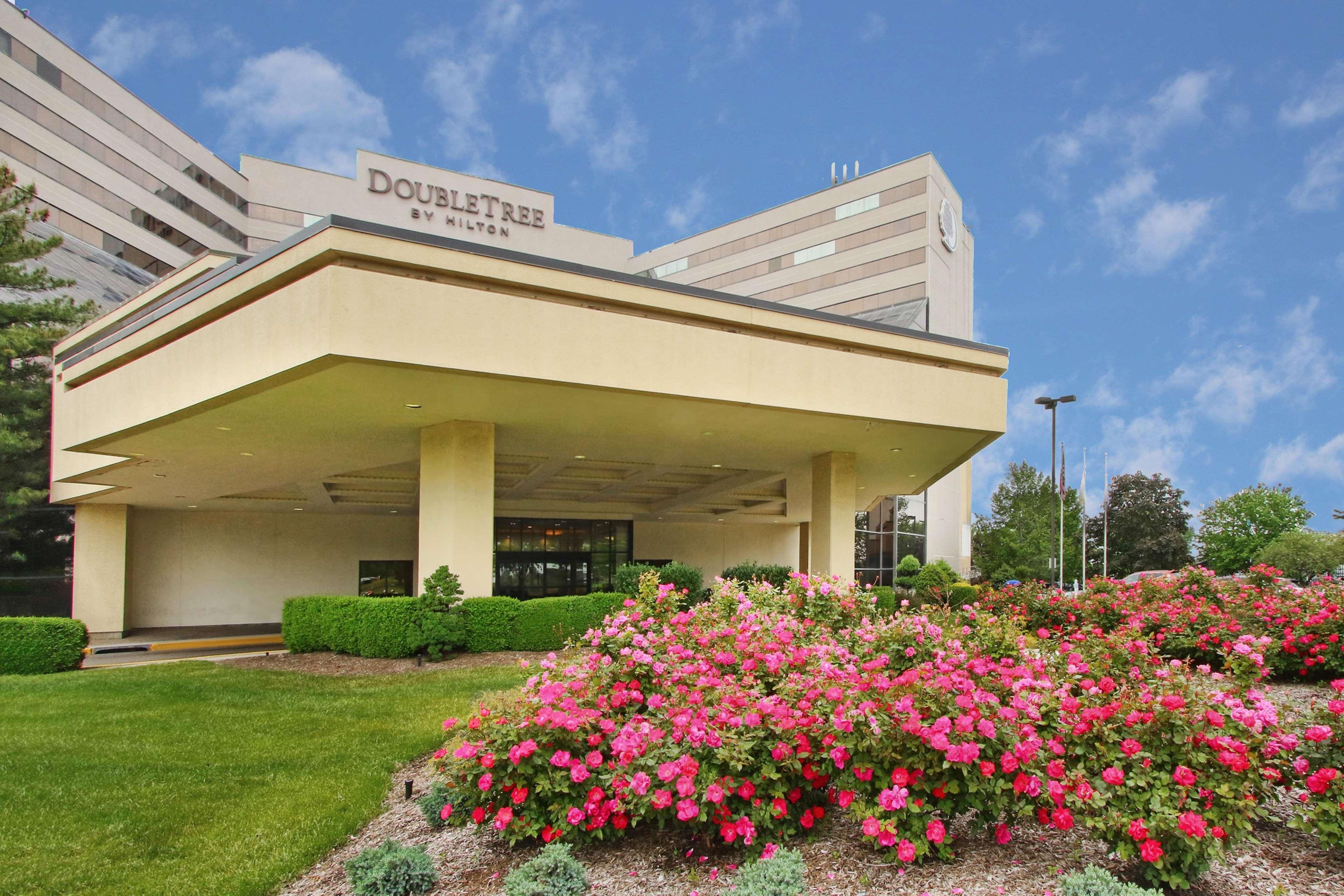 Doubletree By Hilton Hotel Newark Airport Exterior foto